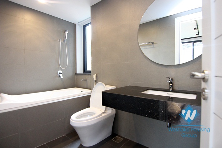 Nice and new apartment rental on Tu Hoa, Tay Ho, Hanoi